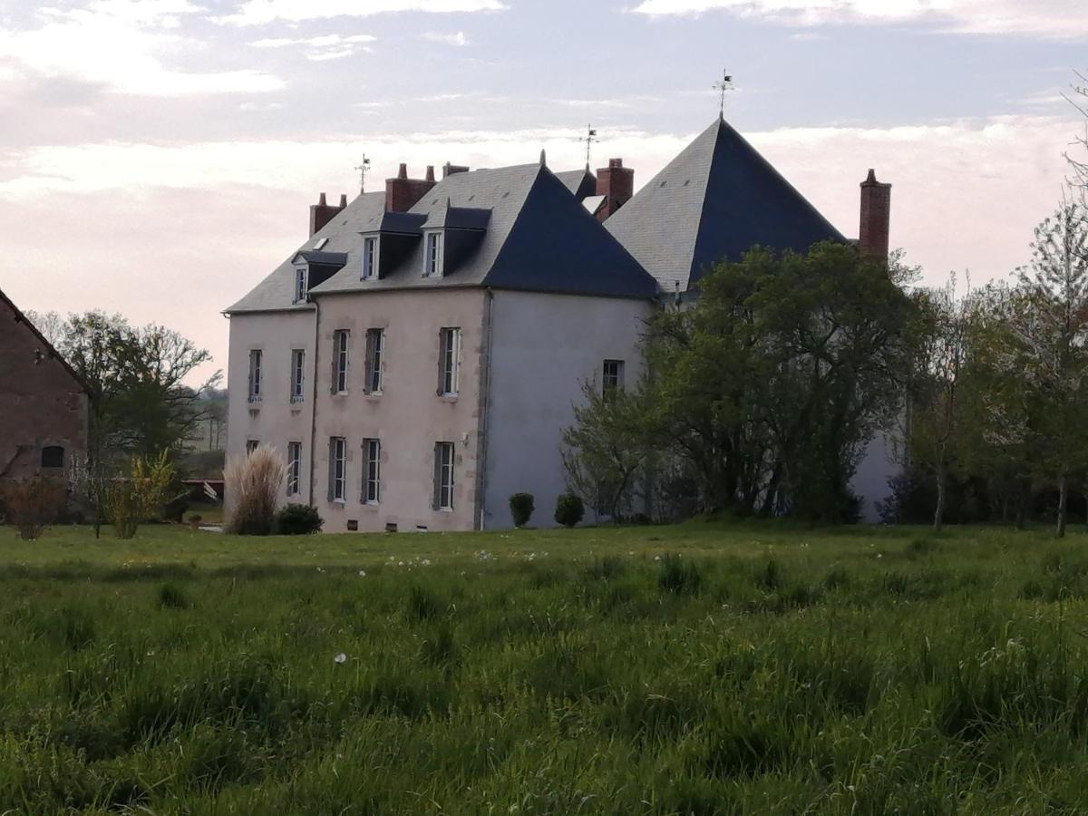 Chateau De Linard Bed & Breakfast Exterior photo